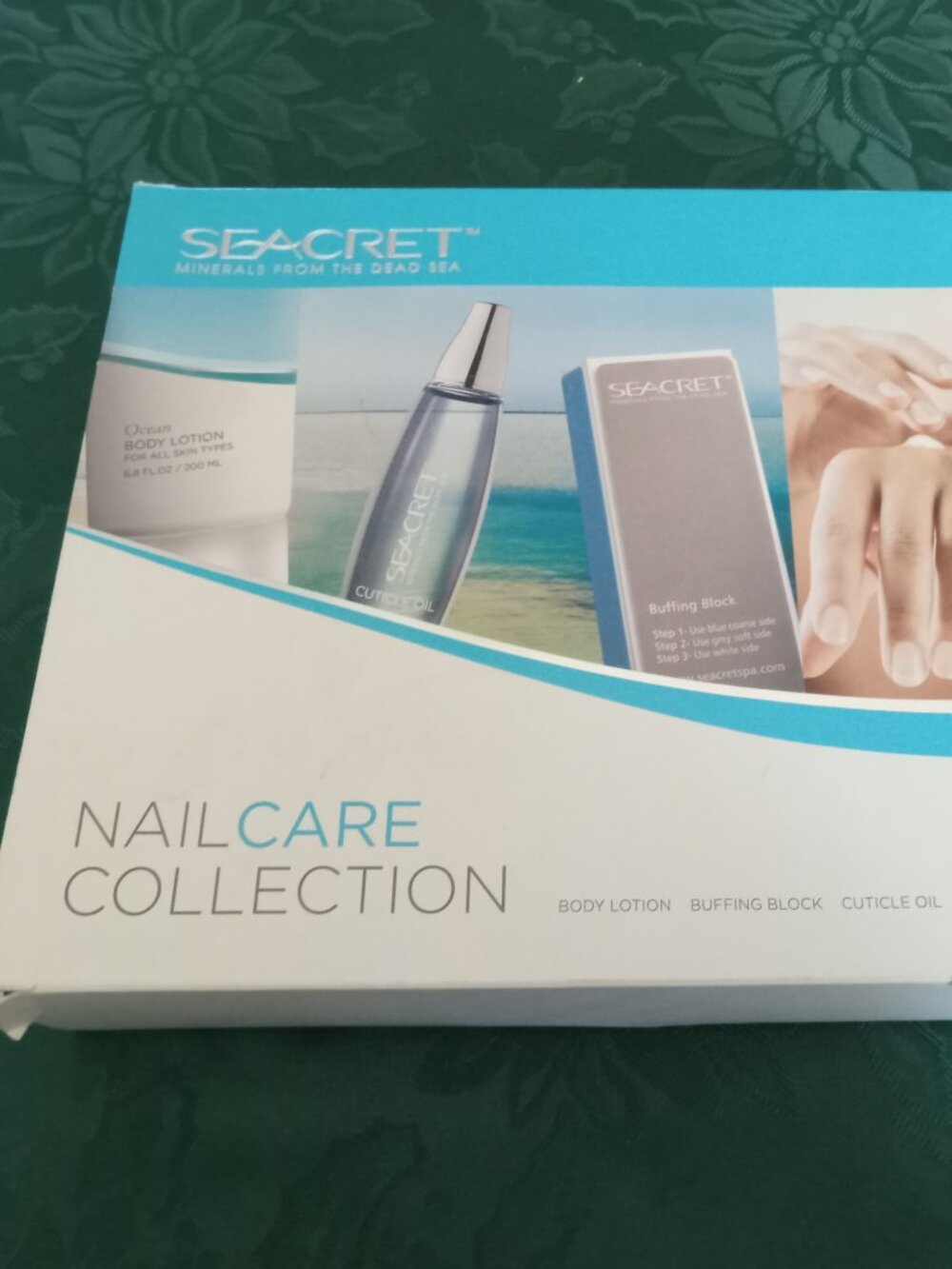 Seacret 4 pc nail care collection never used in box